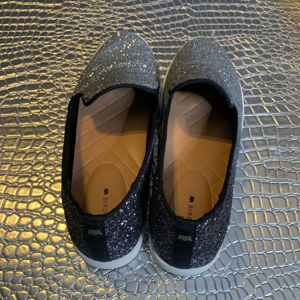Birdies The Swift in Crushed Chrome - Black and Silver Flats - Picture 4 of 7